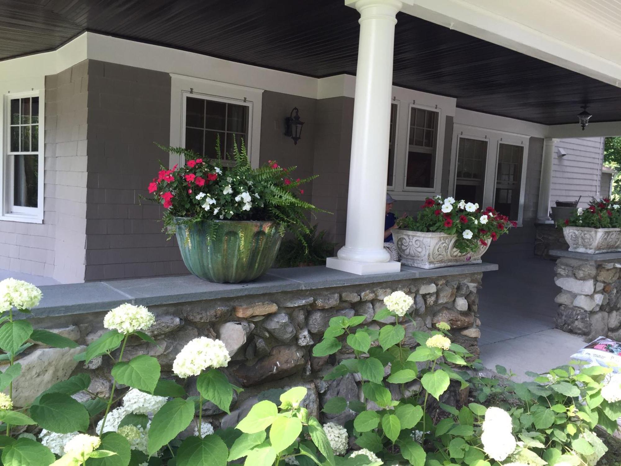 Hilltop House Bed & Breakfast Amenia Extérieur photo